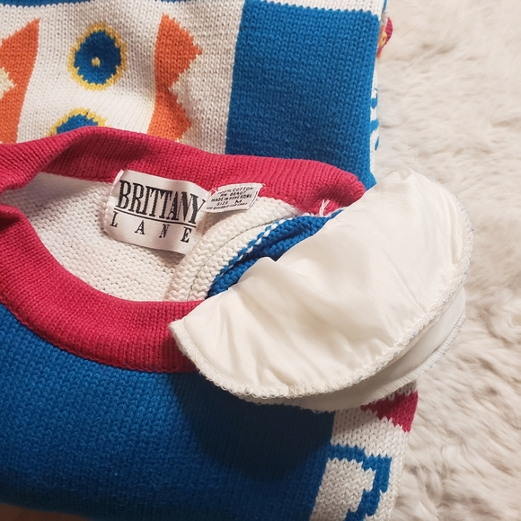 Brittany Lane Vintage Sweater - Picture 8 of 8